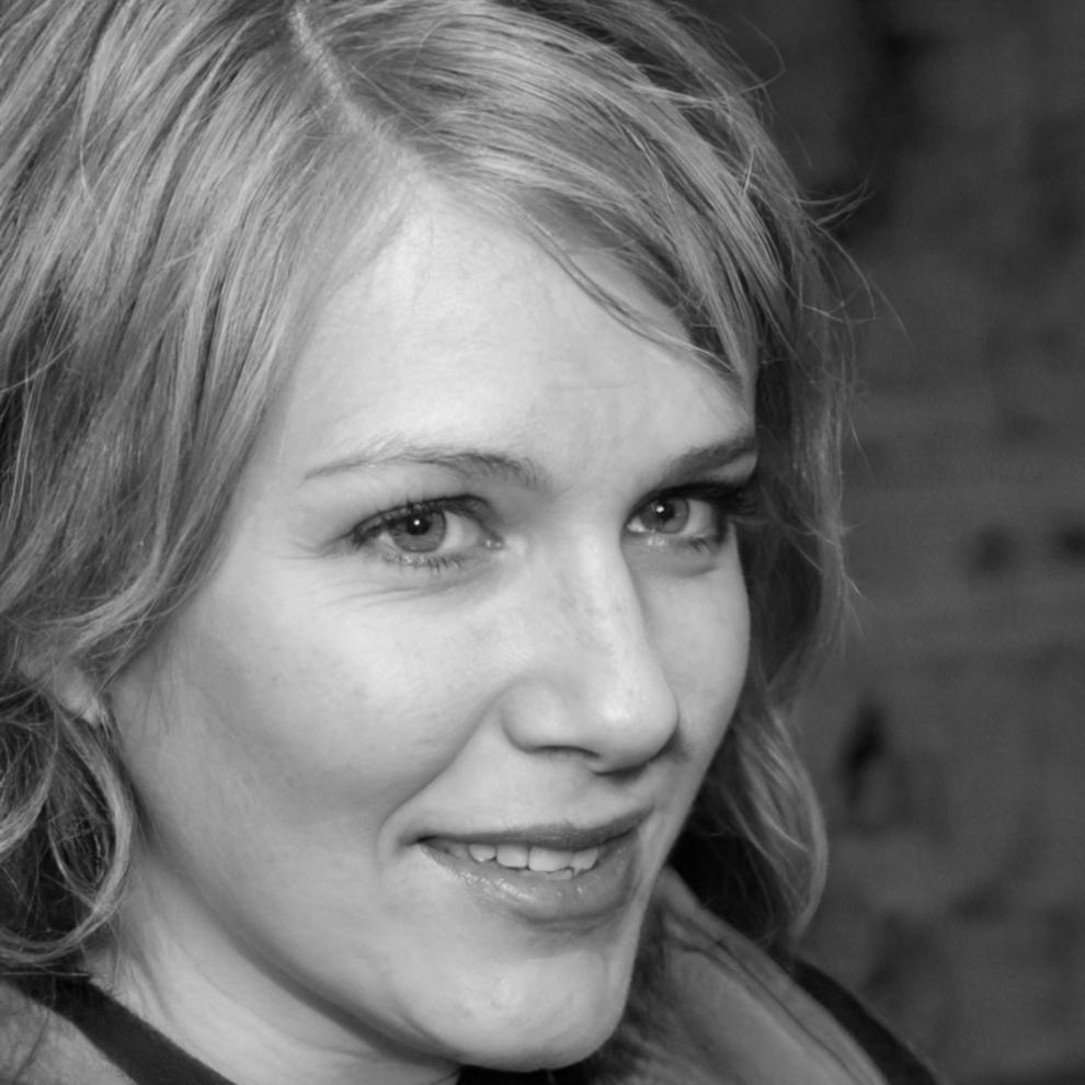 Sienna Cartwright, Senior Campaign Copywriter